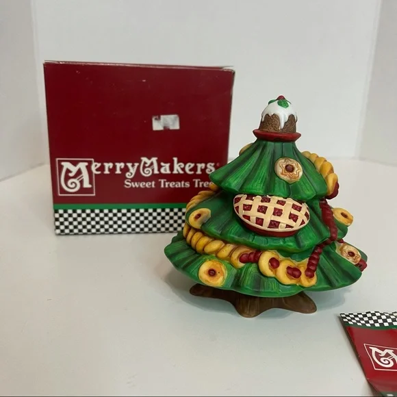 Department 56 MERRY MAKERS Sweet Treats Tree 64682 In Original Box - Picture 2 of 8